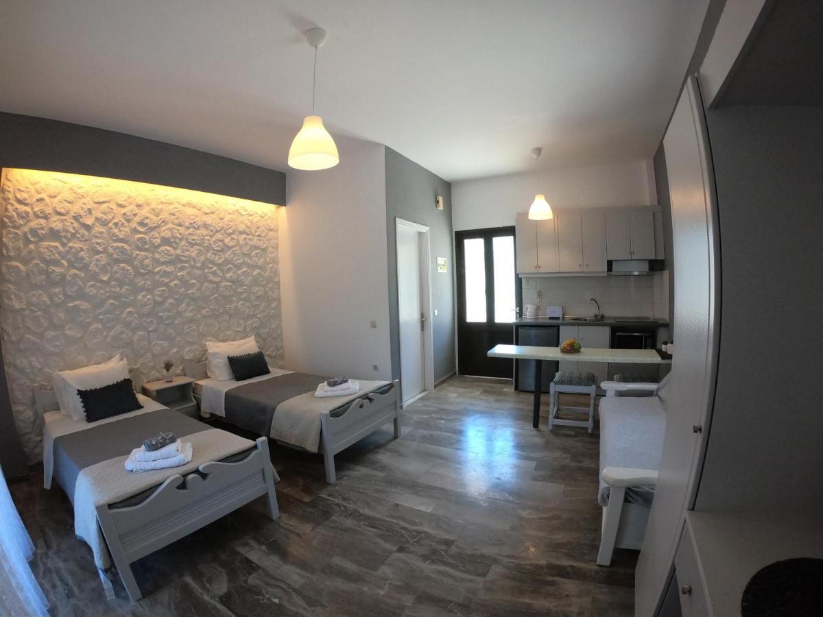Spiridoula 1 Studios & Apartments Sidari  Ngoại thất bức ảnh